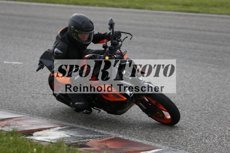 Archiv-2025/10 23.04.2025 Cornu Master School ADR/rot-rouge/20